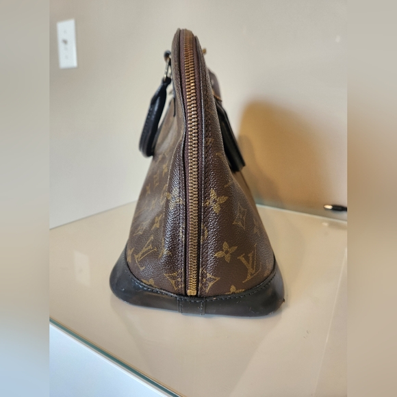 Authentic Louis Vuitton Alma Vintage 1996 - Picture 8 of 14